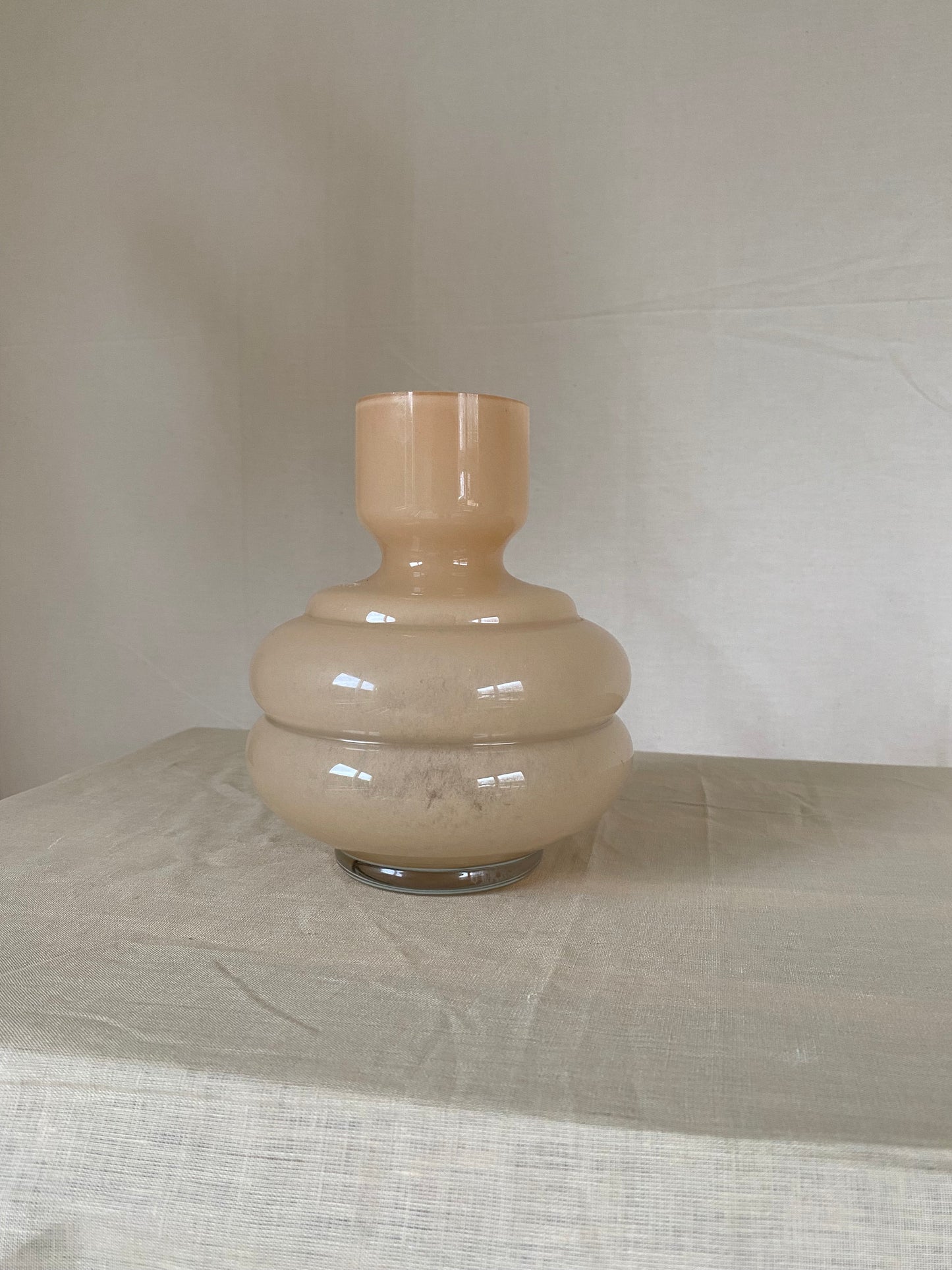 Vaas mrs. Bloom ‘nude’