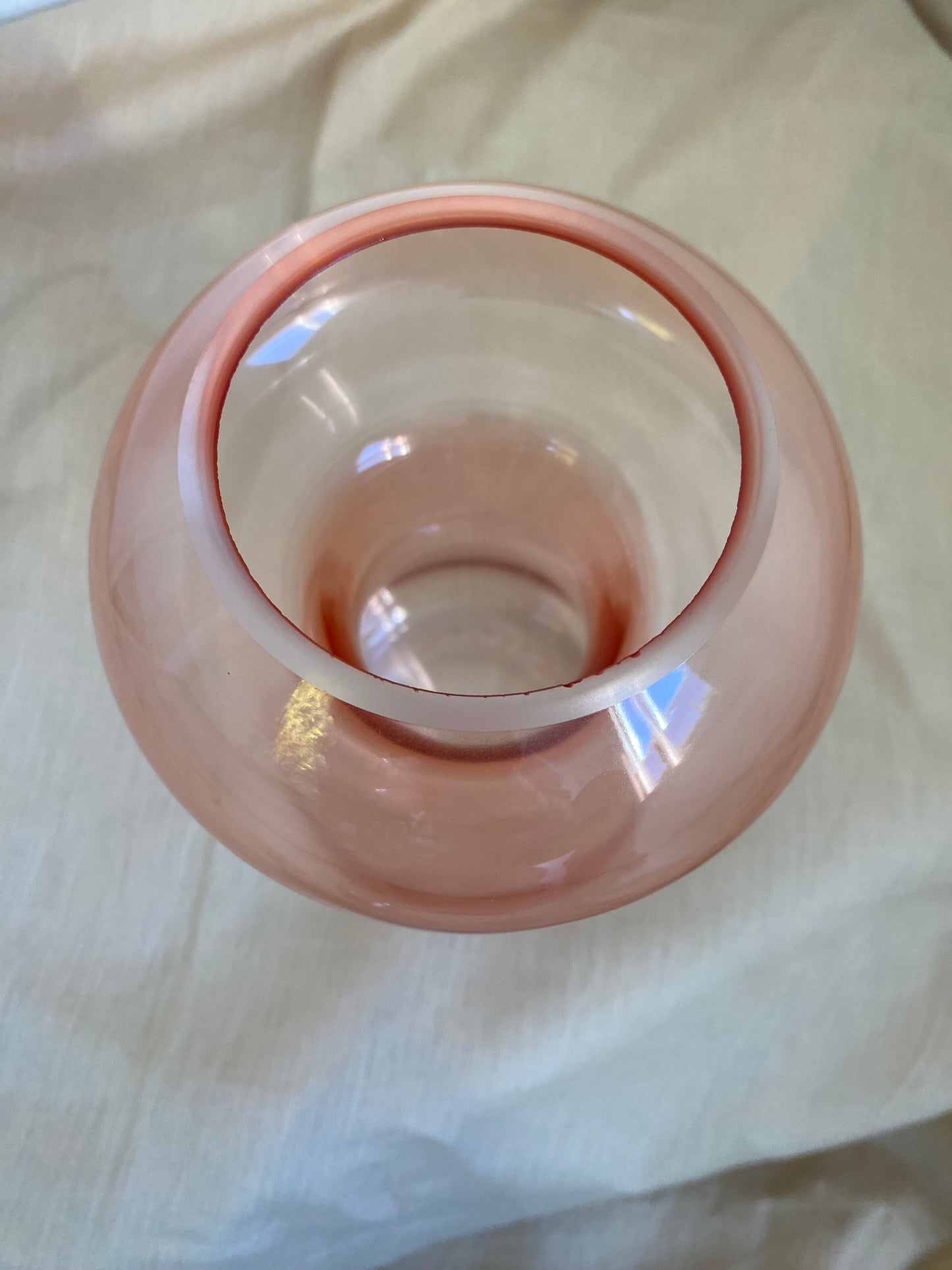 Vaasje licht oranje/roze L