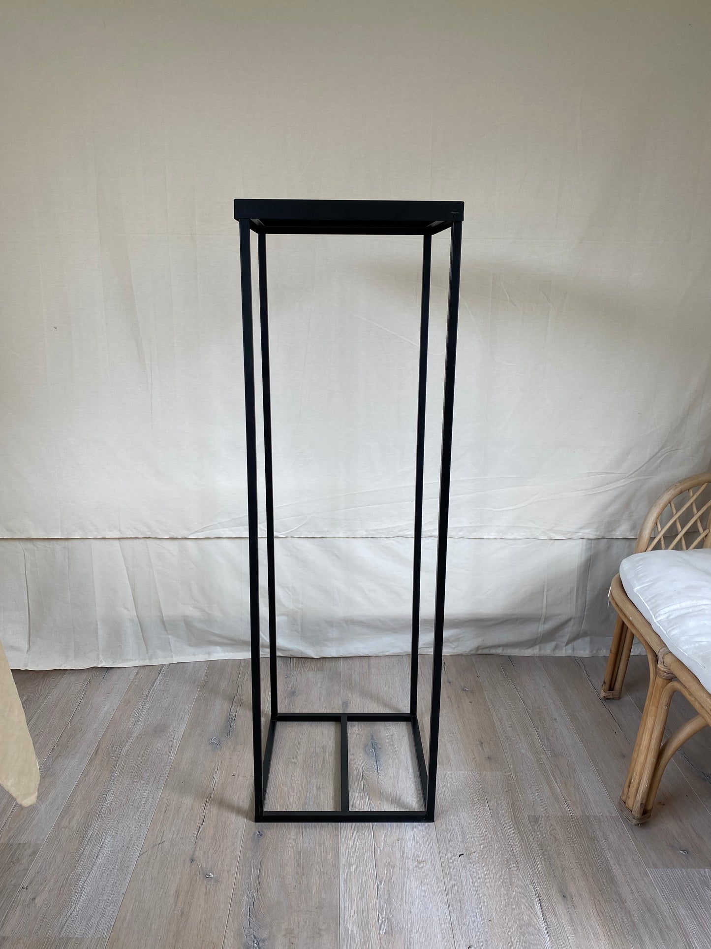 Sokkel zwart metaal 120cm