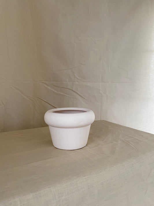 Pot van steen, beige