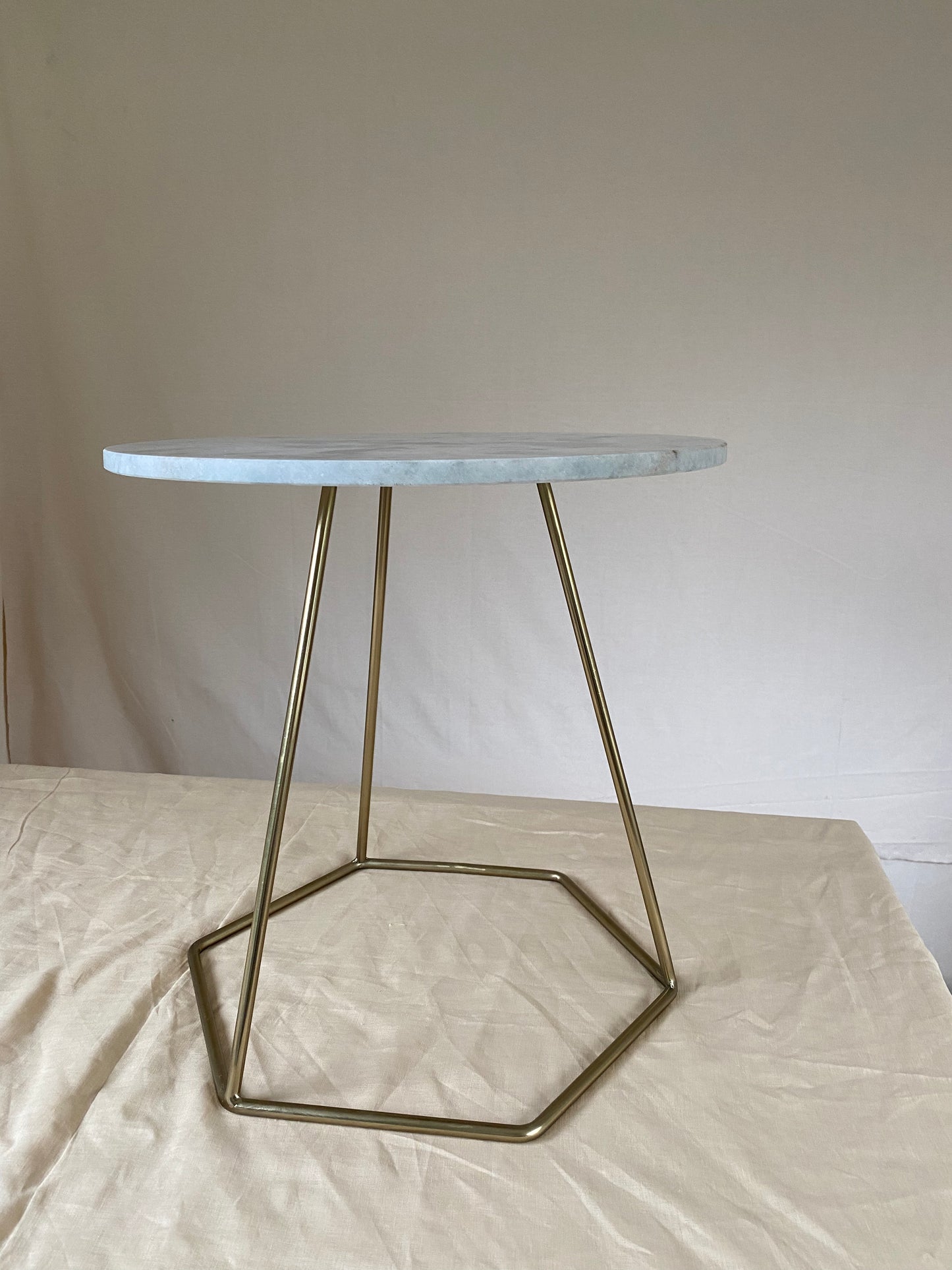 Marmer tafel / sokkel Mrs Bloom