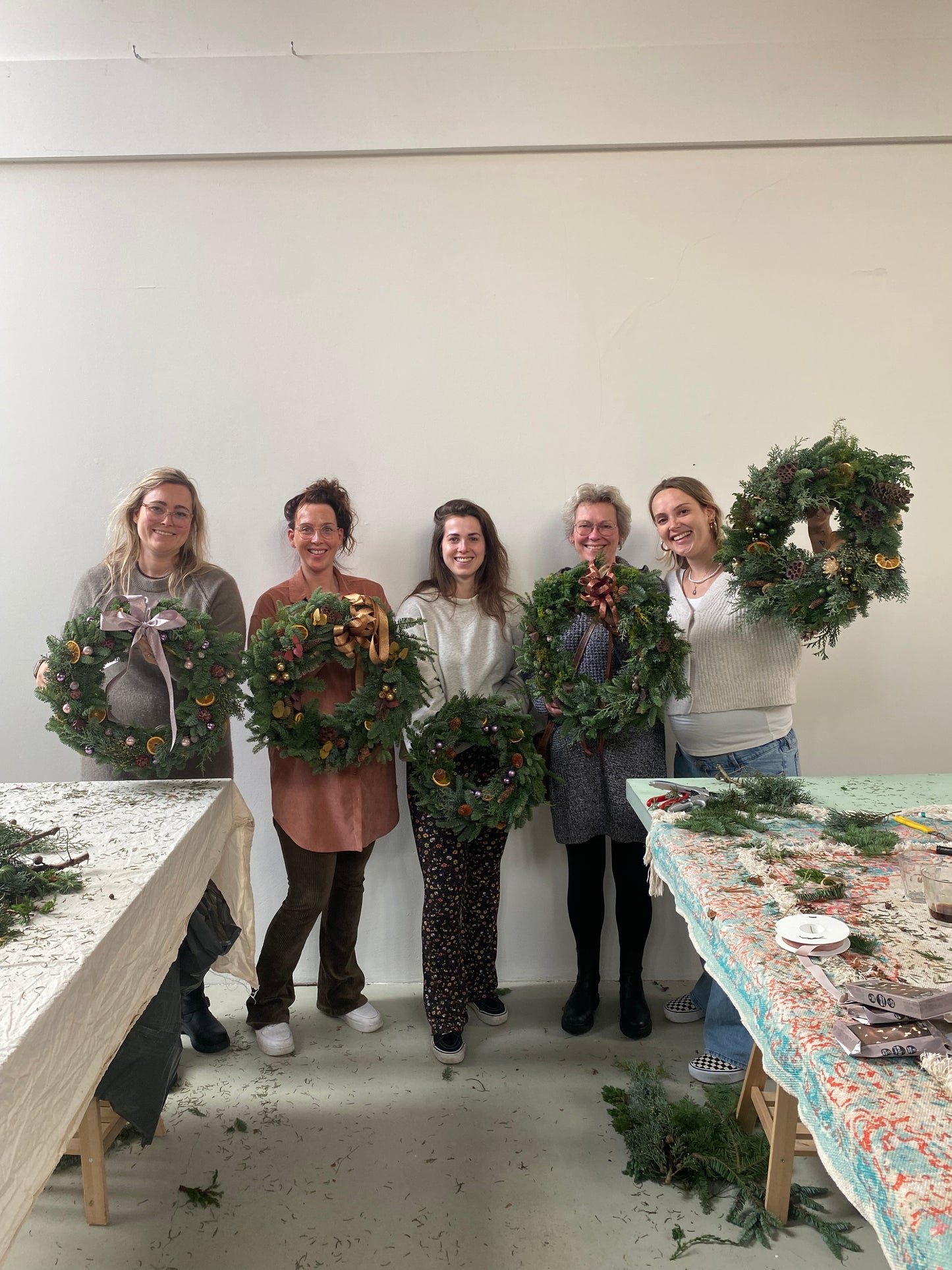Workshop // Kerstkrans // 7 & 14 december 2025 // €49,50 // @Studio Haarlem