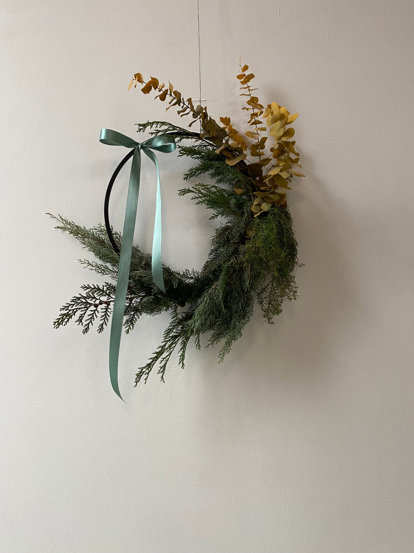 Workshop // Kerstkrans // 7 & 14 december 2025 // €49,50 // @Studio Haarlem