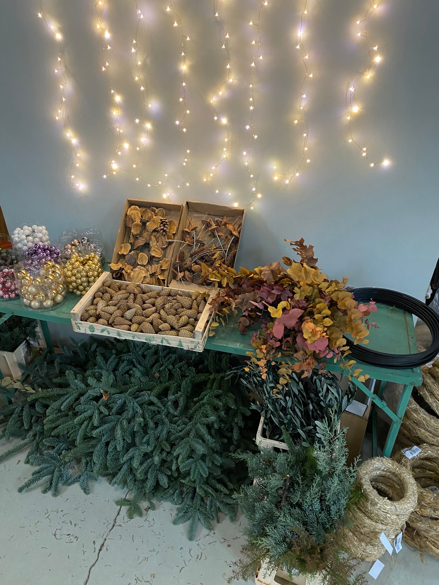 Workshop // Kerstkrans // 7 & 14 december 2025 // €49,50 // @Studio Haarlem
