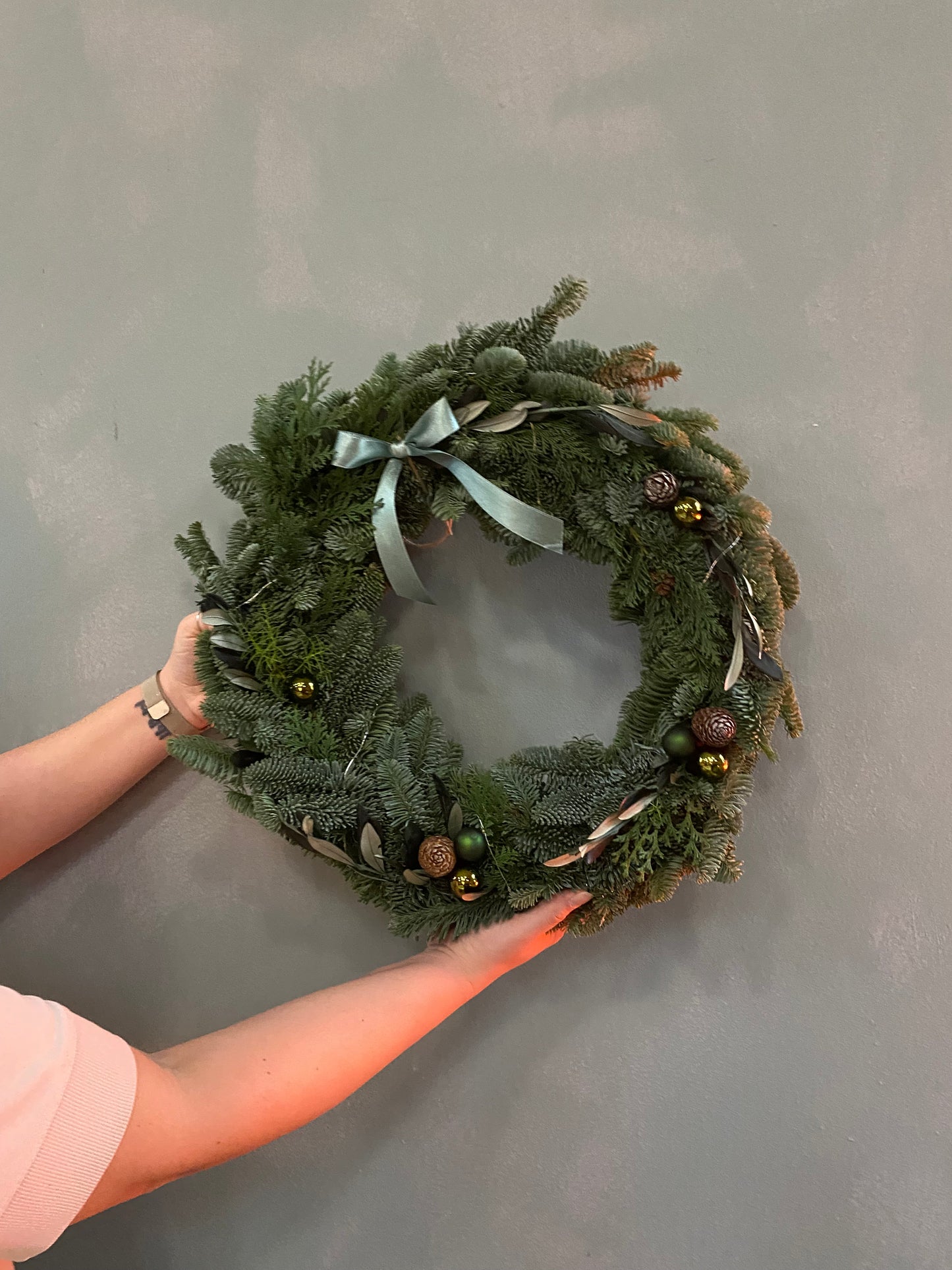 Workshop // Kerstkrans // 7 & 14 december 2025 // €49,50 // @Studio Haarlem