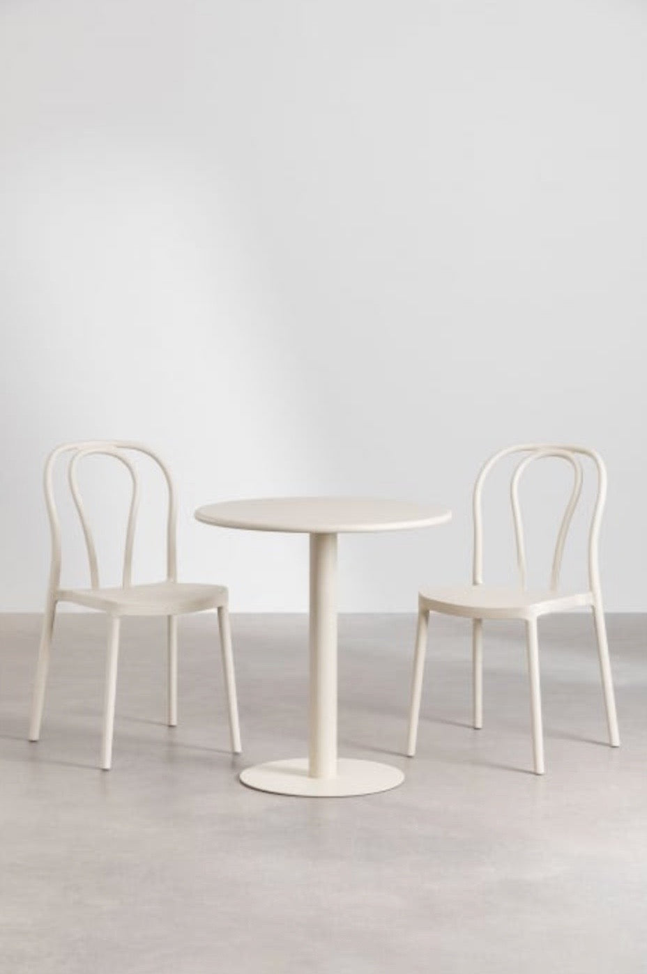 Ronde (teken) tafel // Tapioca beige // merk Sklum